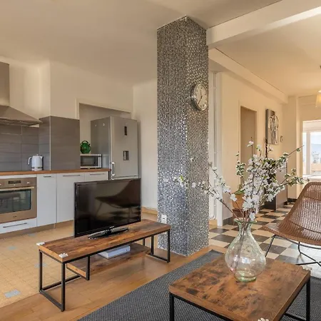 Des 4 Saisons, 80m², 6p, Lumineux Et Traversant Appartement *